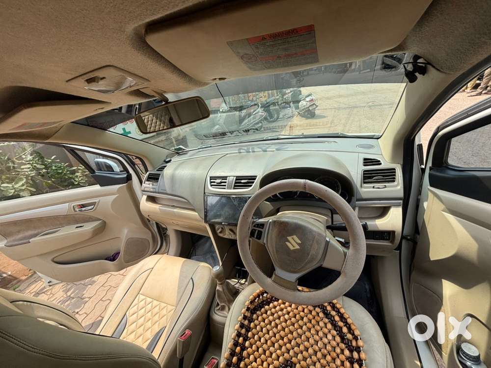 Maruti Suzuki Ertiga Zxi 2012