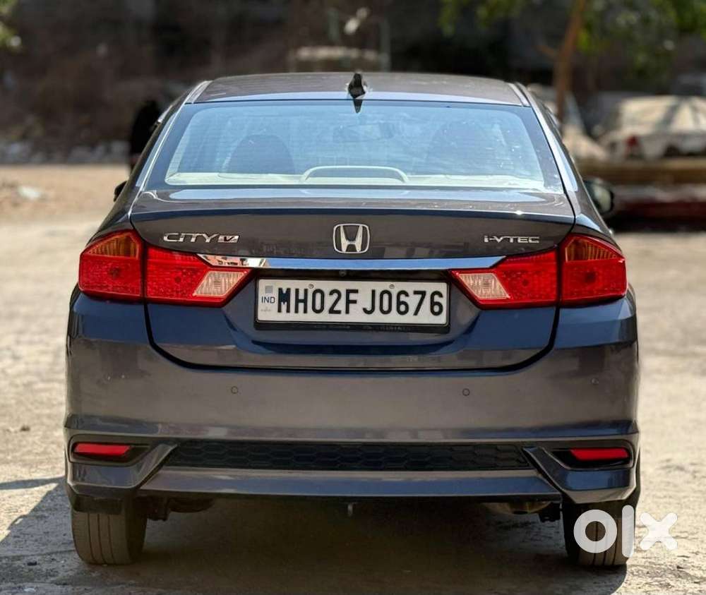 Honda City I-vtec V, 2020, Petrol