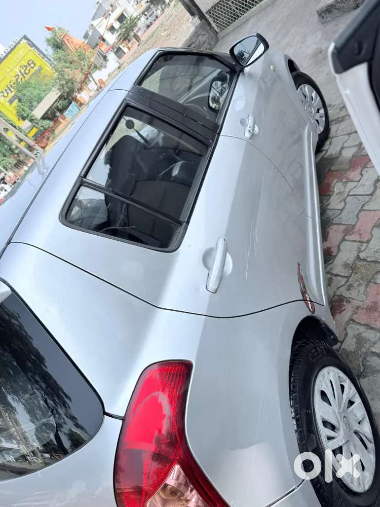 Maruti Suzuki Swift 2009 Petrol 120000 Km Driven