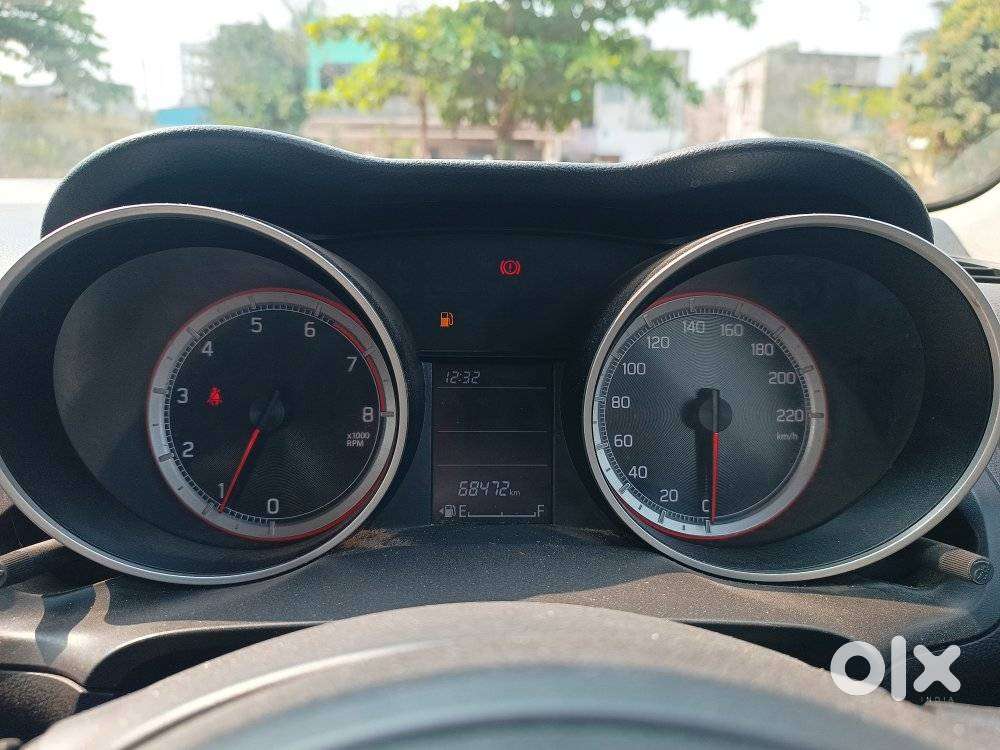 Maruti Suzuki Swift 1.2 Abs, 2023, Petrol