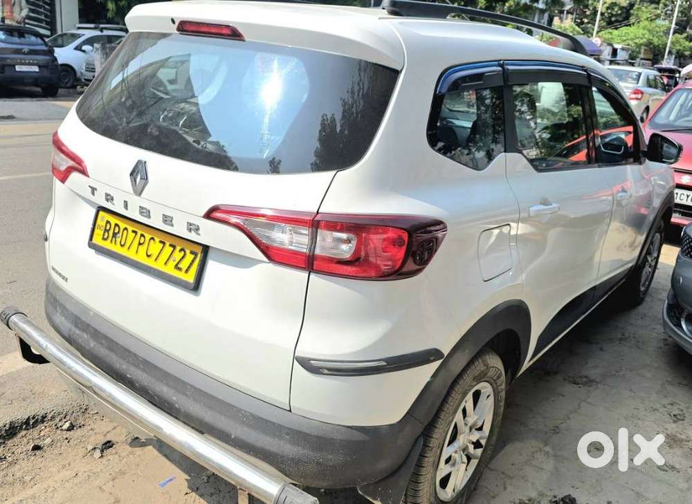 Renault Triber Rxt, 2024, Petrol