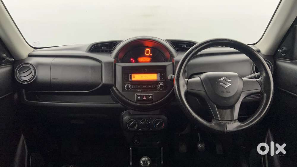 Maruti Suzuki S-presso Vxi, 2023, Petrol