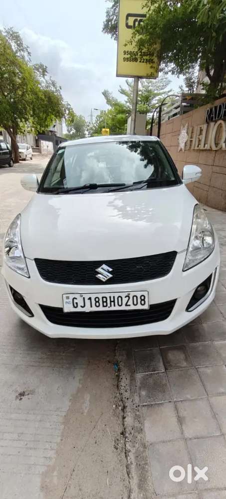 Maruti Suzuki Swift 2017 Vxi (0) Cng & Hybrids 205000 Km Driven Onsell