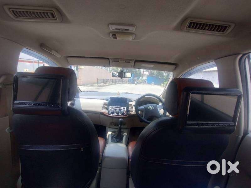 Toyota Innova 2.5 G (diesel) 8 Seater, 2013, Diesel