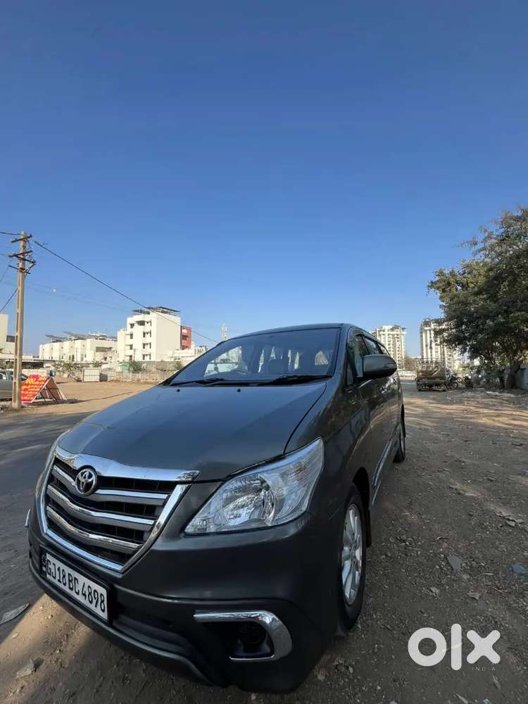 Toyota Innova 2014 Diesel Well Maintained