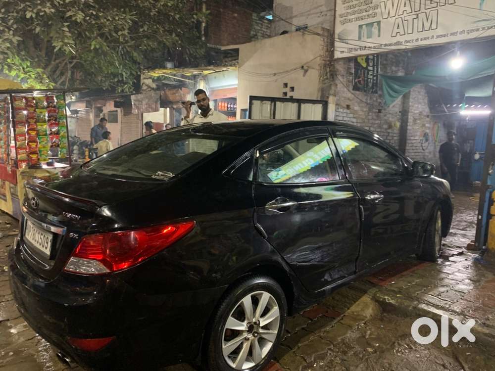 Gadi Me Koi Km Nahi Hai Mast Hai Ak