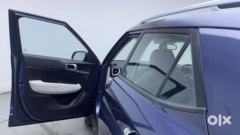 Hyundai Venue 1.0 Sx (o) Turbo Dct, 2023, Petrol