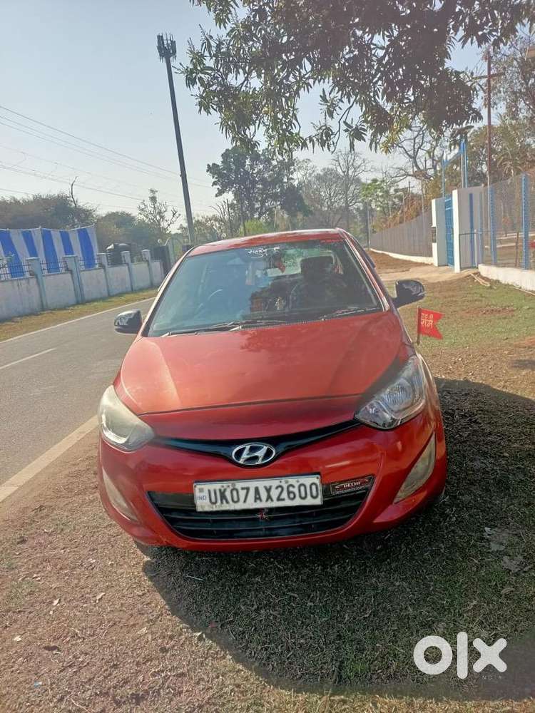 Hyundai I20 2013 Petrol  Sports Well Maintain