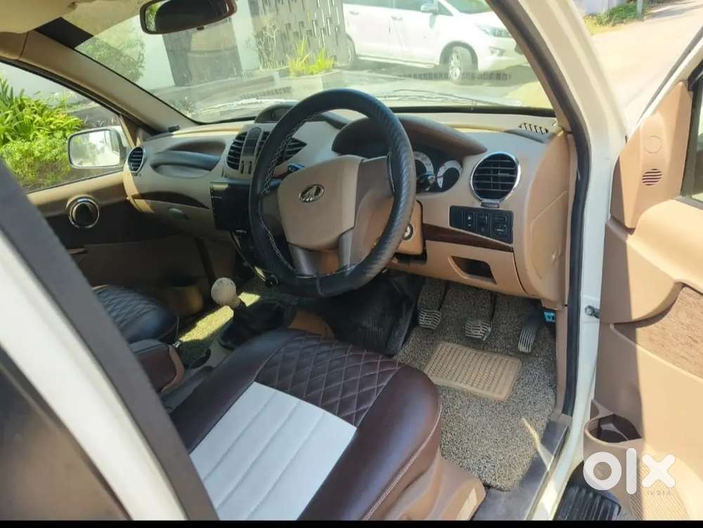 Mahindra Xylo 2.5 E8 2012