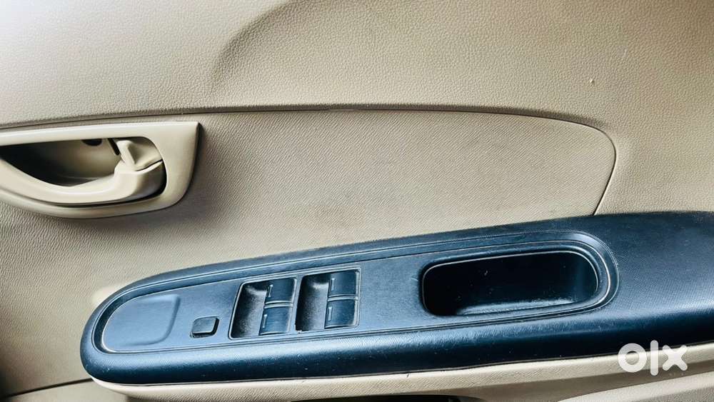 Honda Amaze Petrol+ Cng On Rc