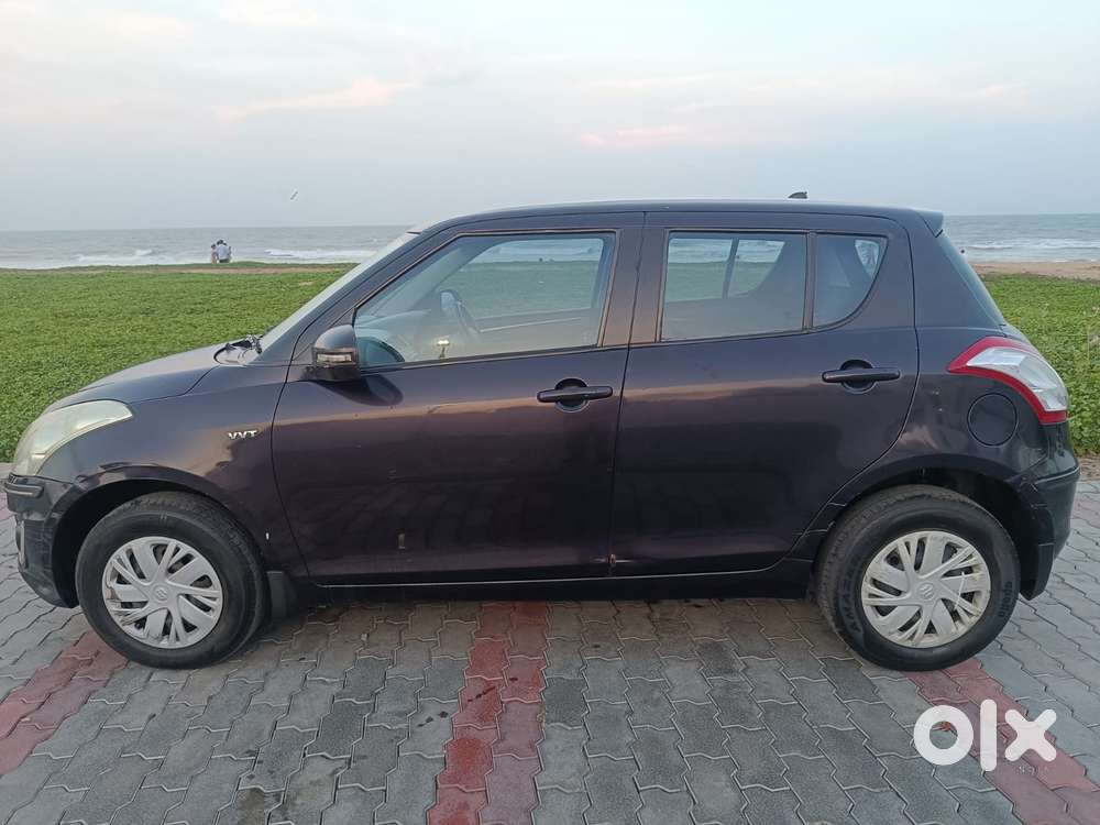 Maruti Suzuki Swift Vxi 1.2 Abs Bs-iv, 2015, Petrol