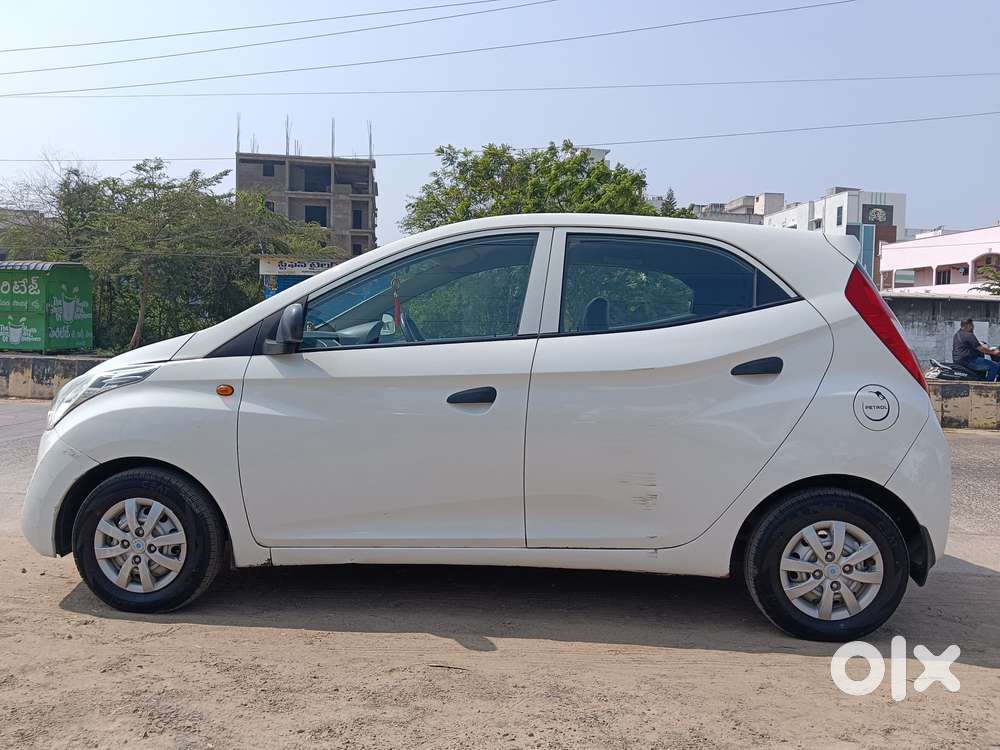 Hyundai Eon Era +, 2017, Petrol