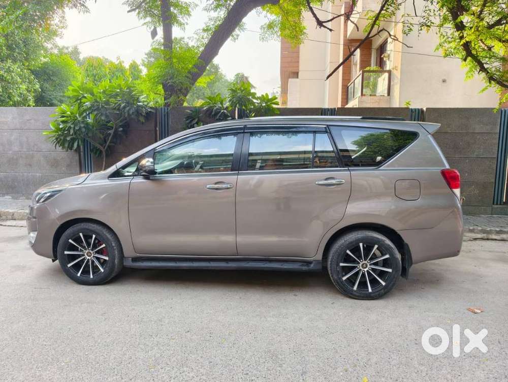 Toyota Innova Crysta 2.8z Automatic, 2019, Diesel