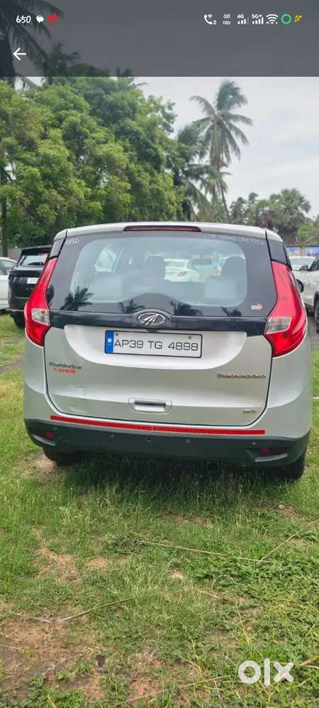 Mahindra Marazzo M4 2019