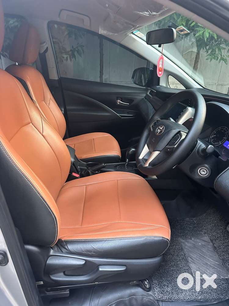 Toyota Innova Crysta [2020-ongoing] 2.4 Gx 8 Str, 2022, Diesel