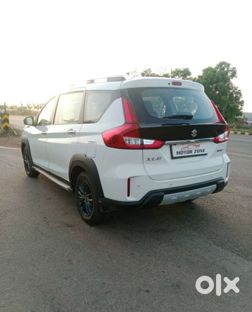 Maruti Suzuki Xl6 1.5 Alpha At, 2019, Petrol