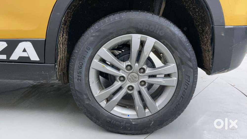 Maruti Suzuki Vitara Brezza Zdi+ Dual Tone Mt, 2017, Diesel