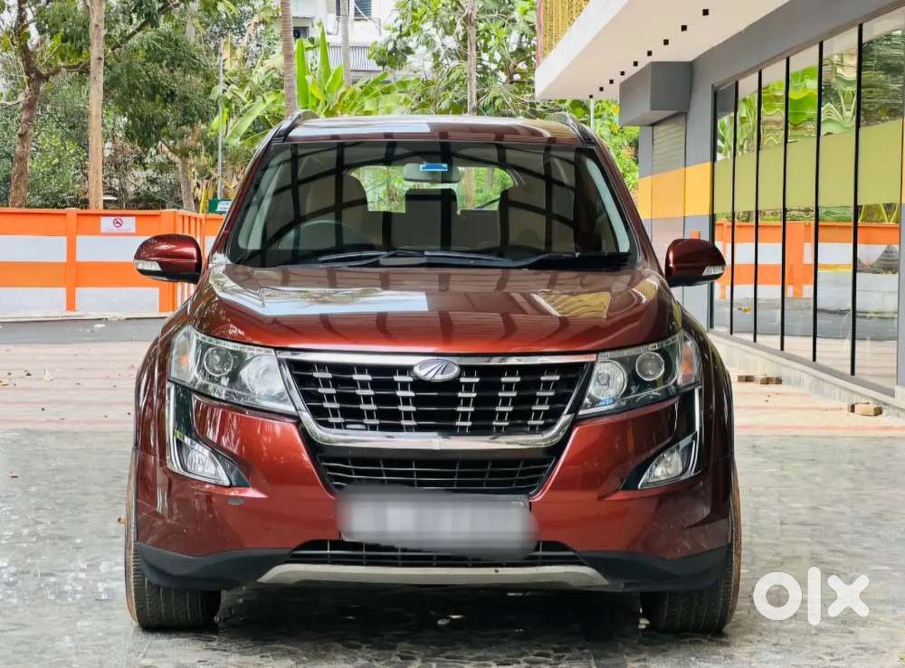 Mahindra Xuv500 2.2 W7 2019 Model