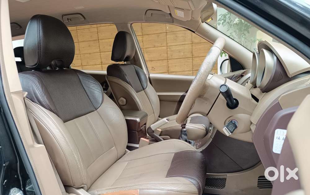Mahindra XUV500 W8, 2013, Diesel