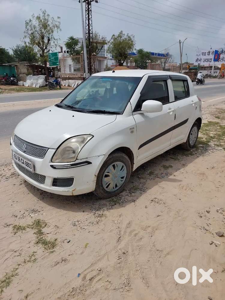 Maruti Suzuki Swift Lxi 2010