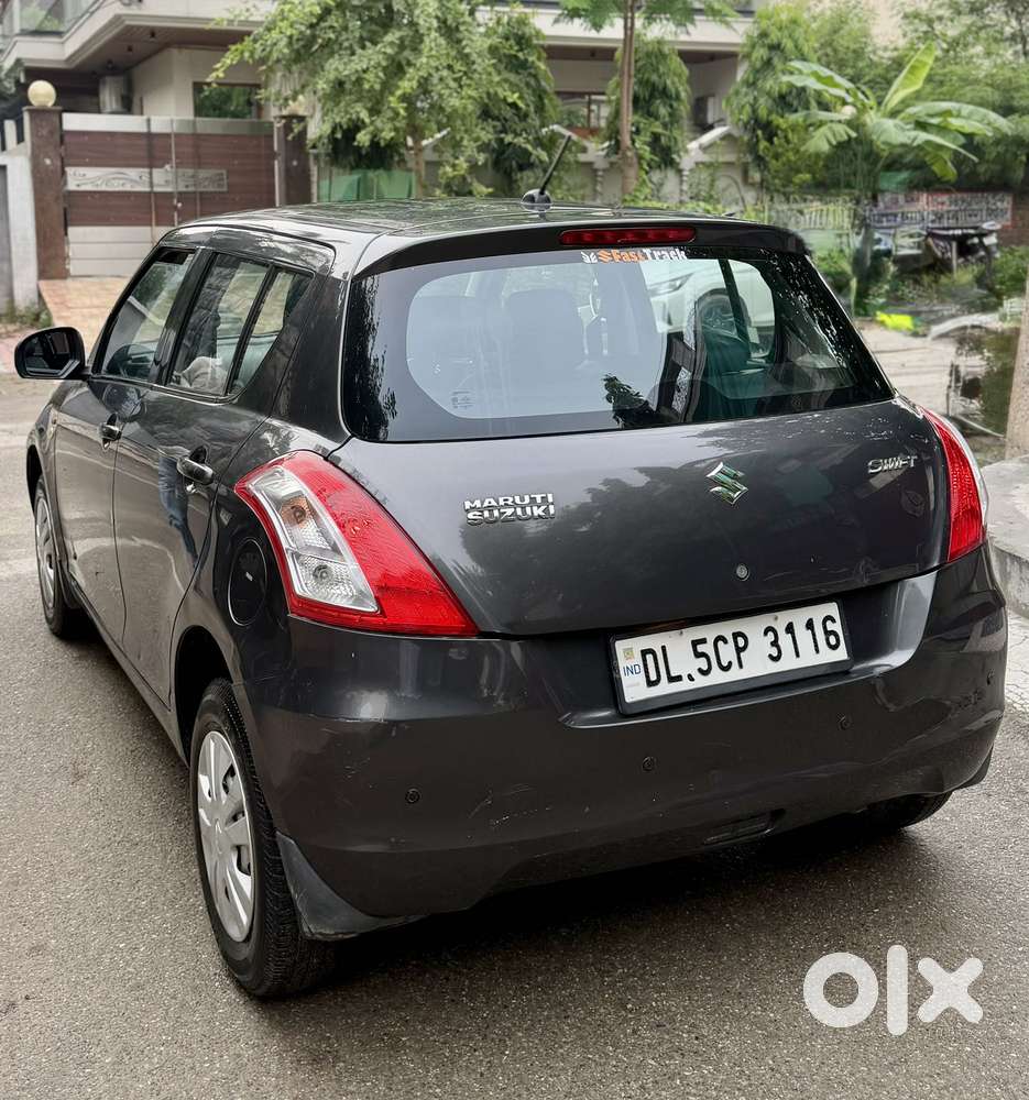 Maruti Suzuki Swift Lxi Optional-o, 2017, Petrol