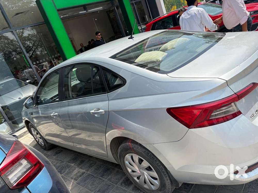 Skoda Slavia Active 1.0l Tsi Mt, 2022, Petrol