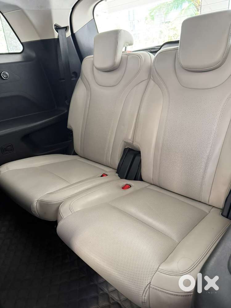 Mahindra Xuv700 Petrol 2022
