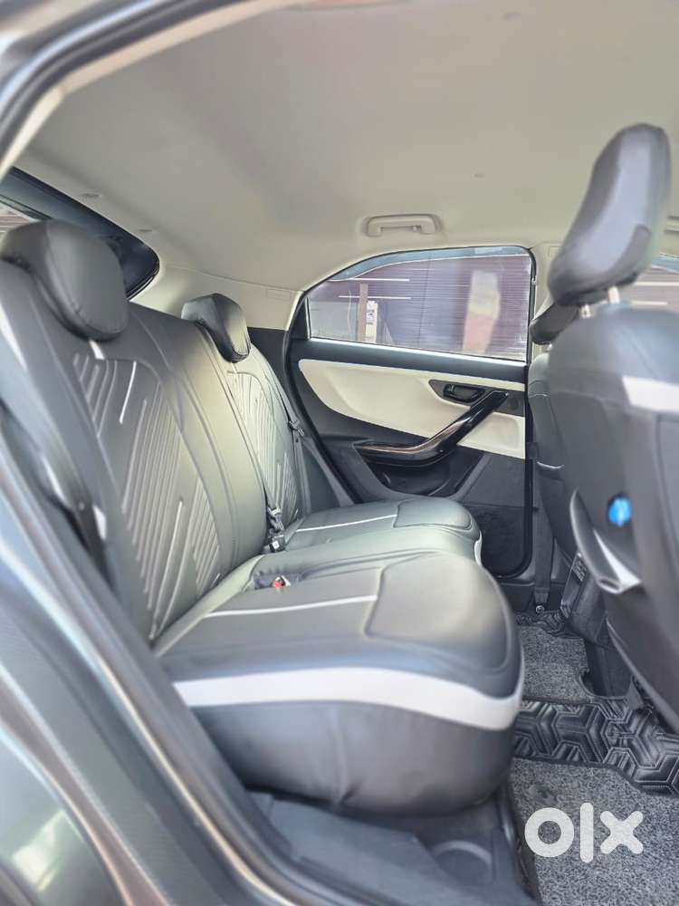 Tata Nexon Creative 1.5 Revotorq Diesel 6amt, 2025, Diesel
