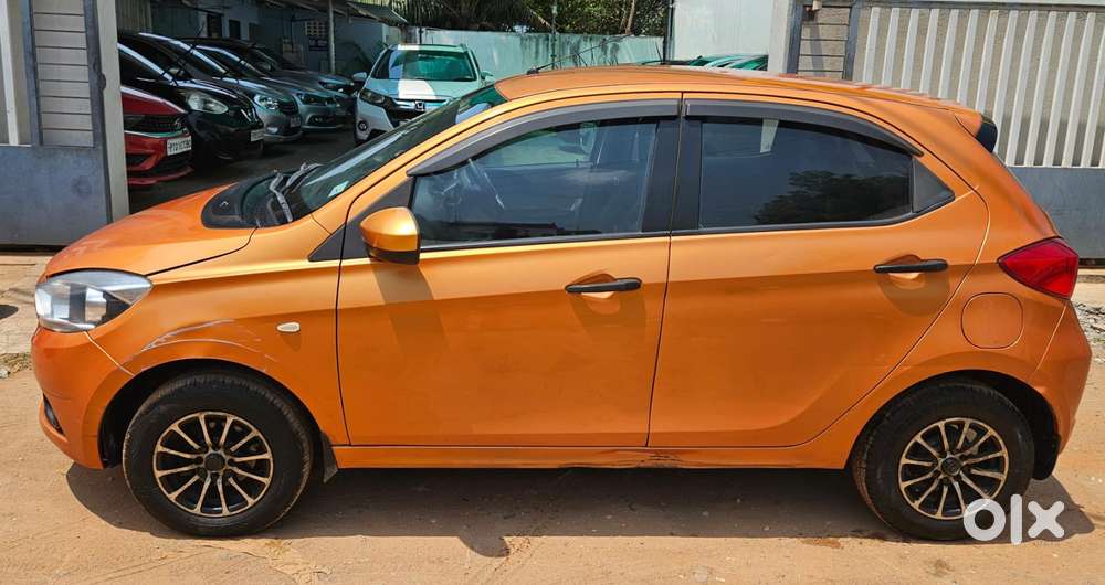Tata Tiago 1.2 Revotron Xm, 2016, Petrol