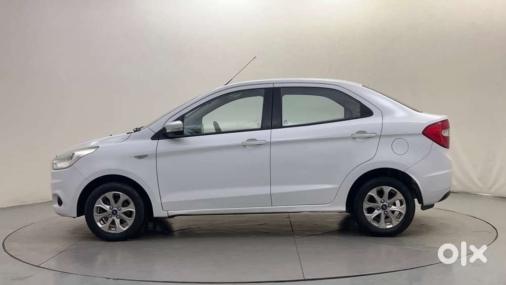 Ford Figo Aspire Titanium, 2016, Petrol