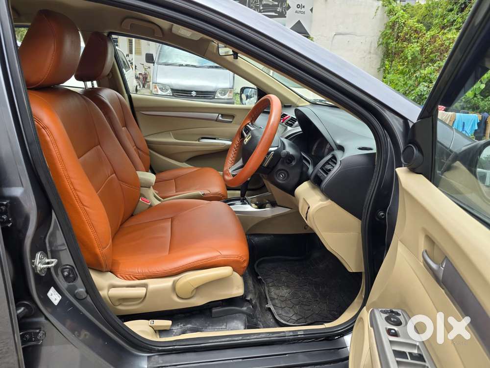 Honda City V At, 2010, Petrol