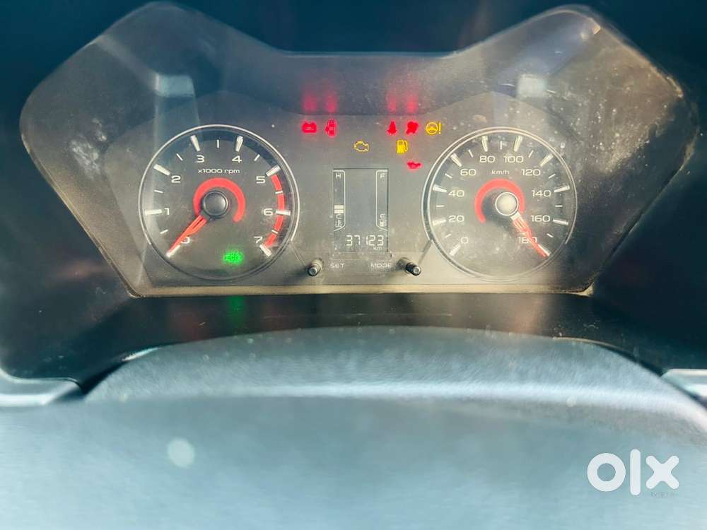 Mahindra Kuv 100 2016-2017 Mfalcon D75 K8 5str, 2016, Diesel