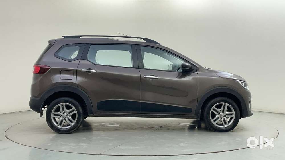 Renault Triber RXZ EASY-R AMT, 2023, Petrol