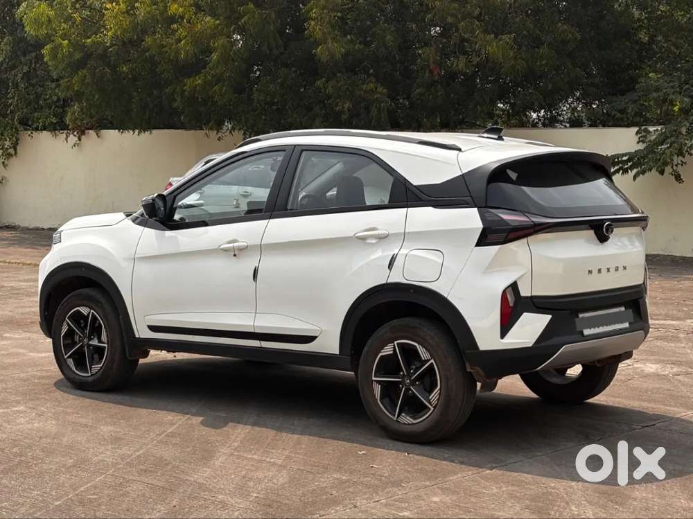 Tata Nexon Creative 1.2 Revotron Petrol 6 Amt, 2025, Petrol