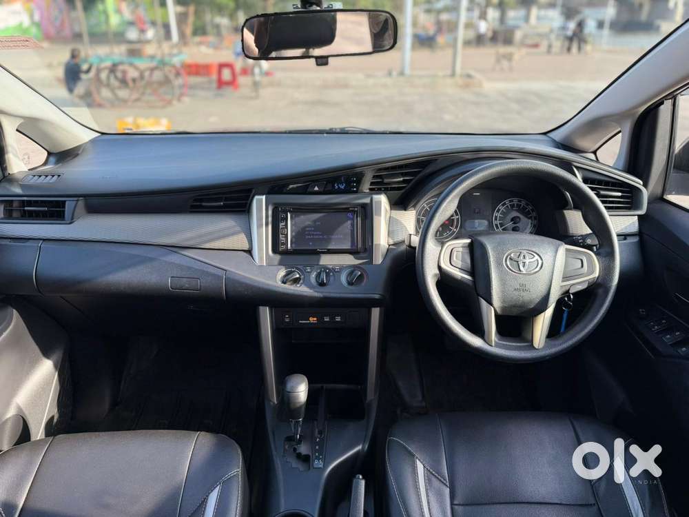 Toyota Innova Crysta 2.8 Gx At 8s, 2017, Diesel