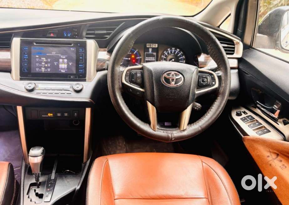 Toyota Innova Crysta 2.8z Automatic, 2018, Diesel