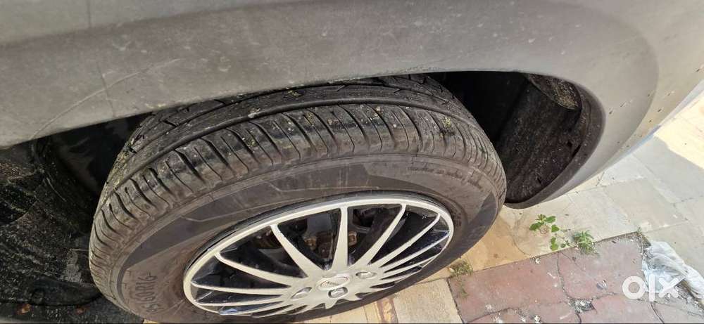 Renault Kiger Rxt  Turbo Mt Dual Tone