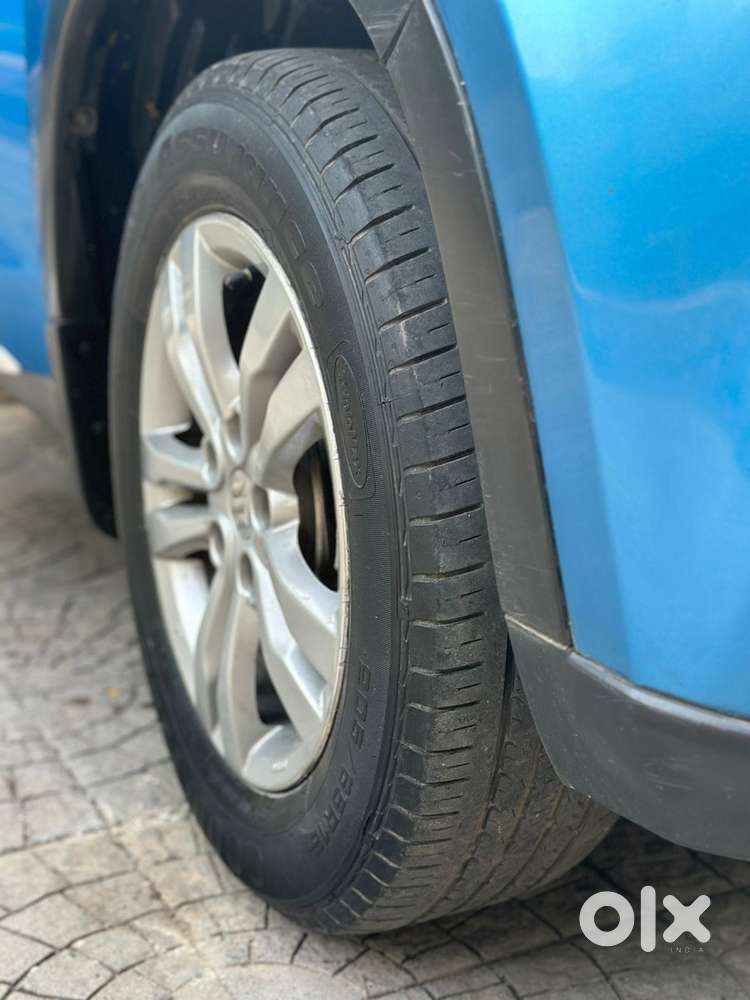 Maruti Suzuki Vitara Brezza Zdi+ Dual Tone Mt, 2017, Diesel