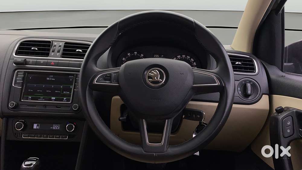 Skoda Rapid 1.0 Ambition Tsi At, 2020, Petrol