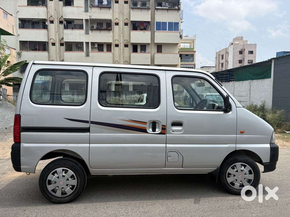 Maruti Suzuki Eeco 5 Str Ac (o), 2022, Petrol