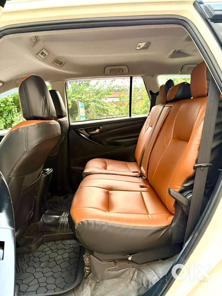 Toyota Innova Crysta 2.4 Gx Mt, 2016, Diesel