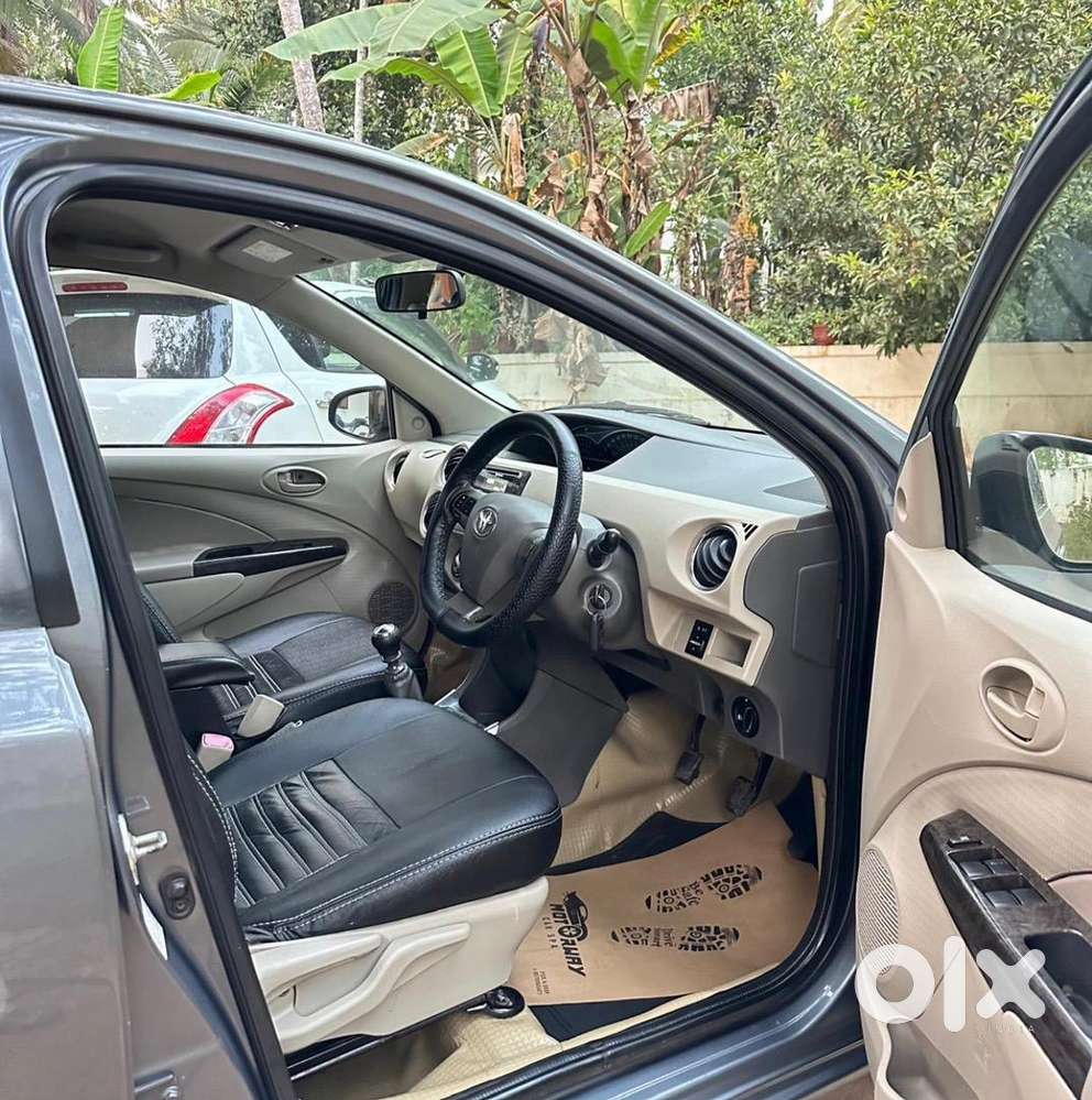 Toyota Etios Liva 2015 Diesel Well Maintained