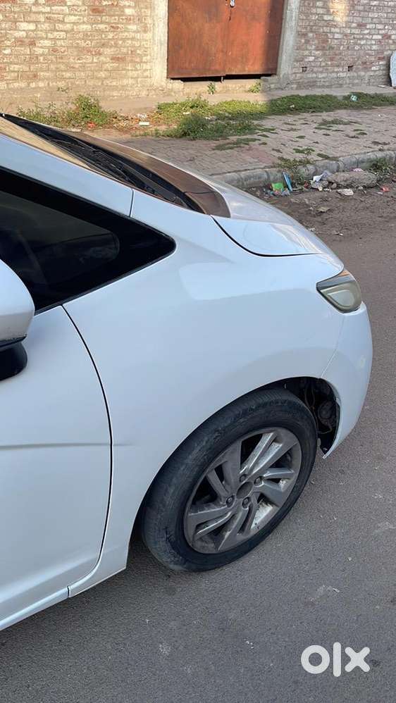 Honda Jazz 2016 Diesel 85000 Km Driven