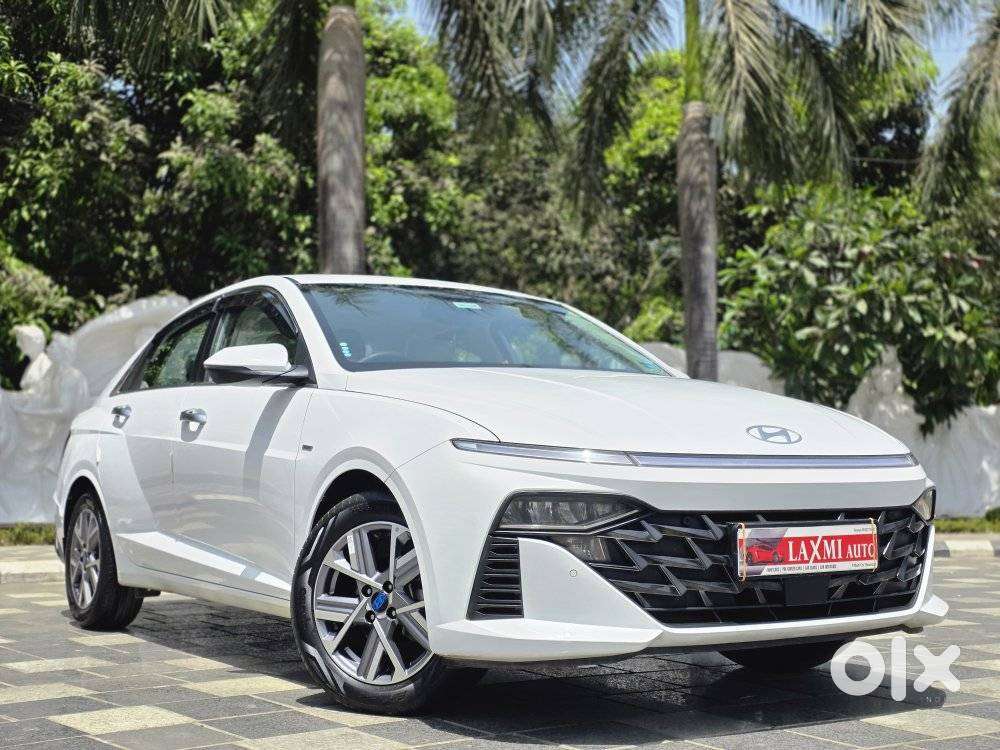 Hyundai Verna 1.5 Sx (o) Vtvt Ivt, 2024, Petrol