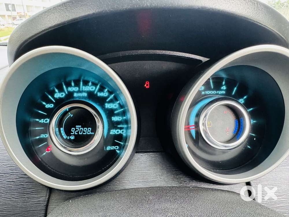 Mahindra Xuv500 2.2 W10, 2015, Diesel