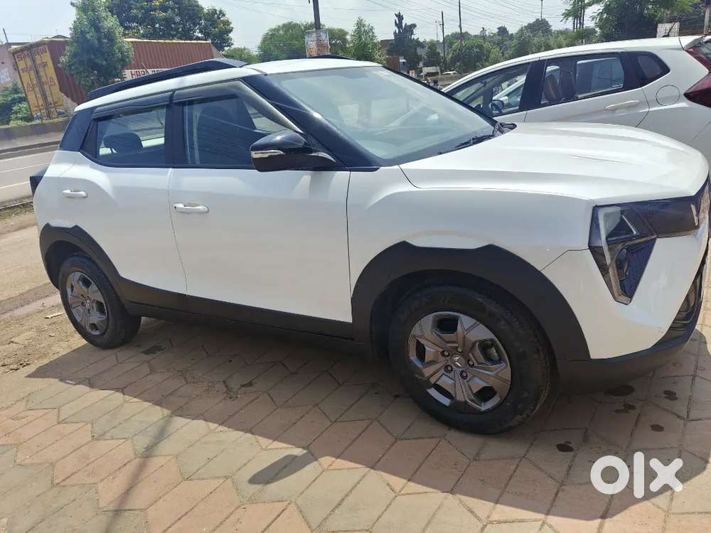 Mahindra Xuv 3xo 2024 Petrol 23000 Km Driven