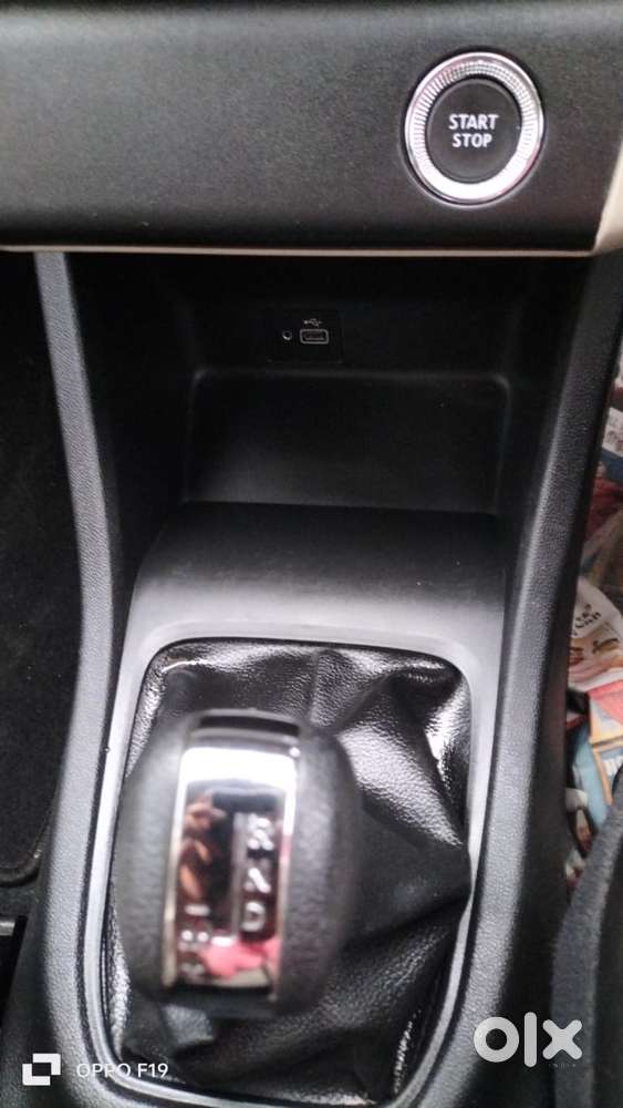 Renault Triber Rxz, 2022, Petrol