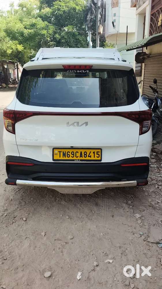 Kia Carens Premium 2026 Cng