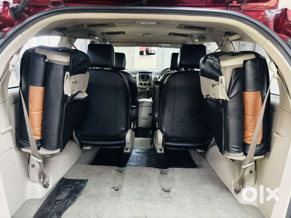 Toyota Innova 2.5 G (diesel) 7 Seater Bs Iv, 2014, Diesel