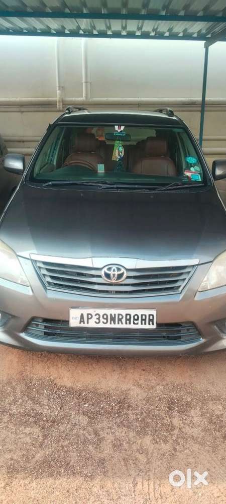 Toyota Innova Diesel 2013